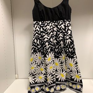 Maggy London cute summer sleeveless dress
